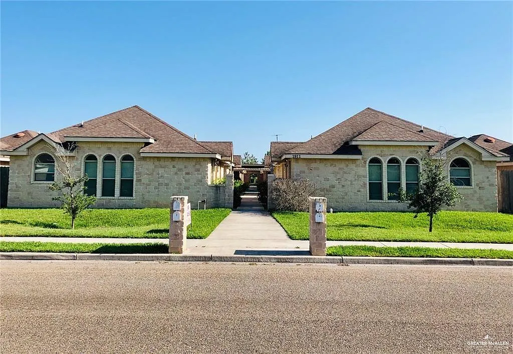 2 bed, 2.0 bath, 924 sqft, $900 — Photo 1