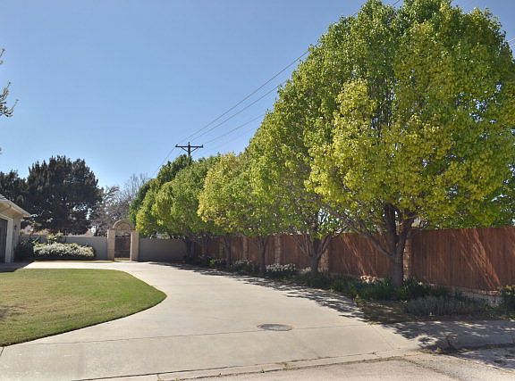 3rd image of 35 Muirfield Dr