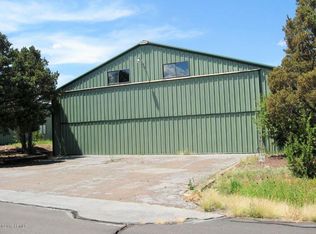 2380 Hanger Row, Overgaard, AZ 85933