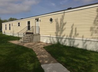 244 Riverview Rd, Rockford, MN 55373