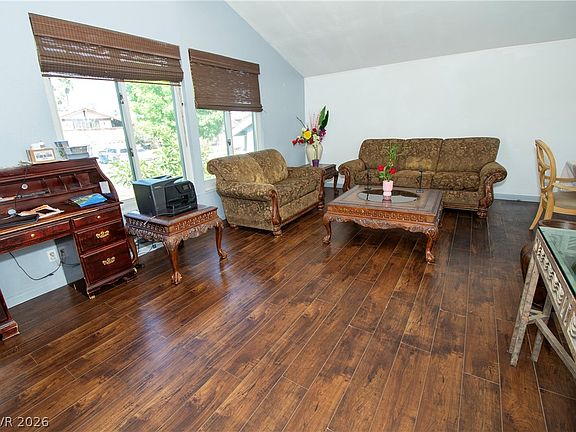 2nd image of 6785 Groveview Ln