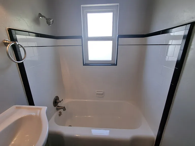 6022 Sandlin Way — Photo 13