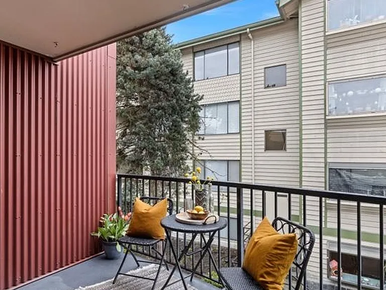 9520 1st Ave NE #C303 — Photo 13
