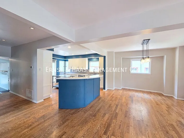 129 Orange Ave — Photo 8