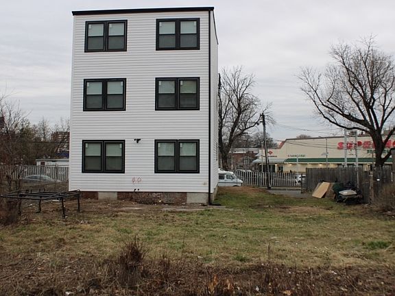 3rd image of 10 Bruen Ave