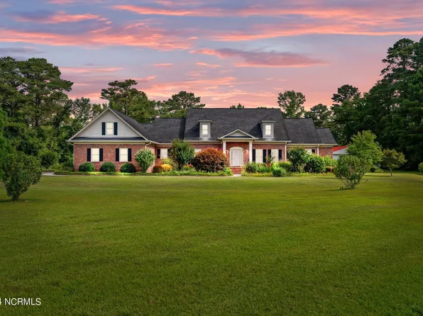 1505 Tom Starling Road, Fayetteville, NC 28306