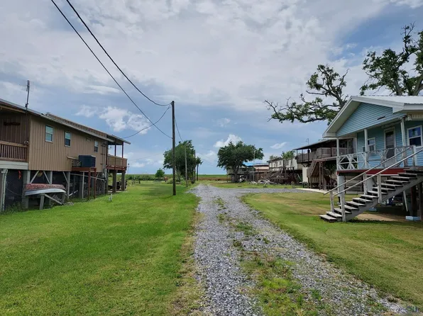 J And V Guidry Court Pointe Aux, Montegut, LA 70377