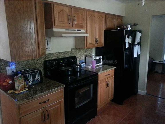 4th image of 372 Kingsley Dr