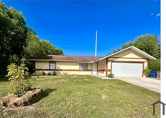 1st image of 4122 Douglas Ln