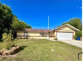 4122 Douglas Ln, Lehigh Acres, FL 33976