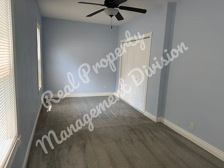 701 S Columbia Ave — Photo 4