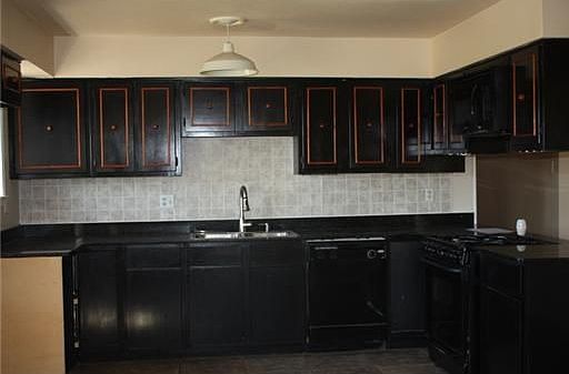 3rd image of 3500 Richland Ave