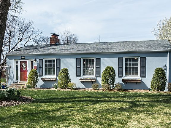 2nd image of 617 Lewiston Dr