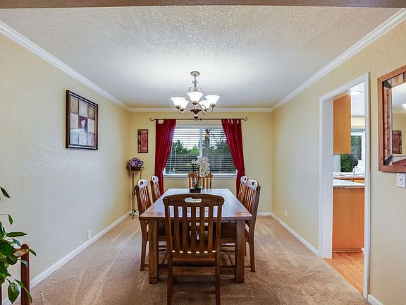 4th image of 99 La Crosse Dr