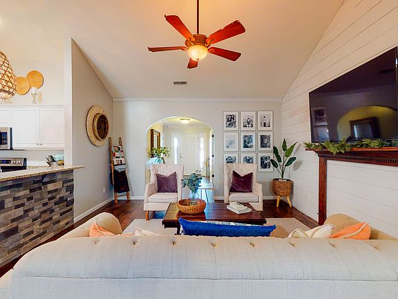 4th image of 9108 Wildflower Way