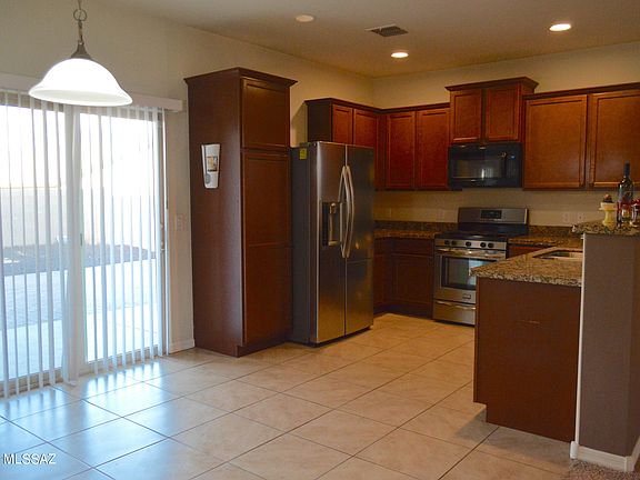 4th image of 8254 W Kittiwake Ln