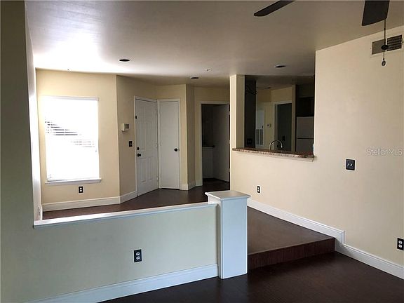 3rd image of 470 S Pin Oak 210 Pl