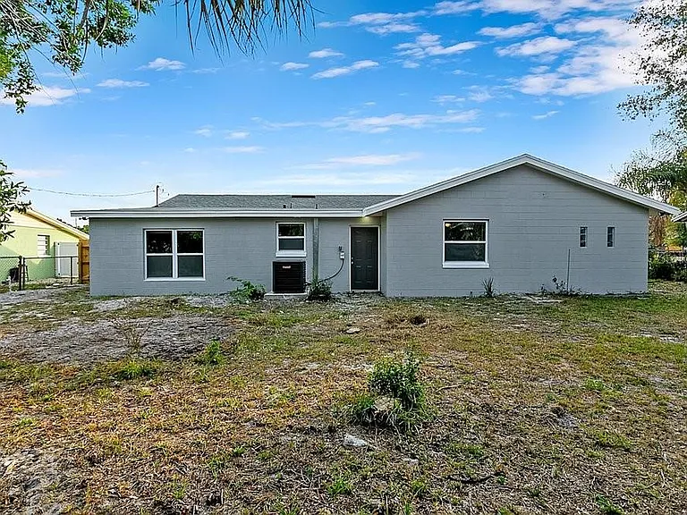 4823 Kathy Jo Ter — Photo 24