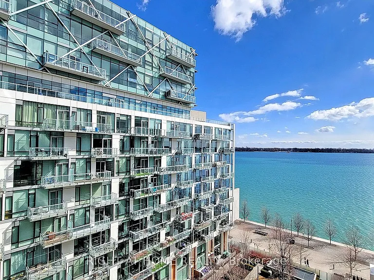 39 Queens Quay E #920 — Photo 15