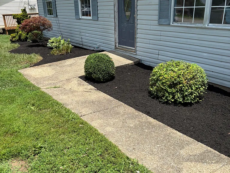 310 Southern Dr — Photo 1