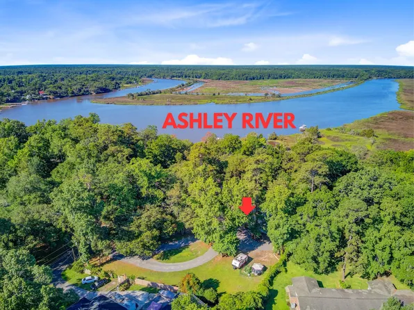 7074 W Constellation Dr, North Charleston, SC 29418