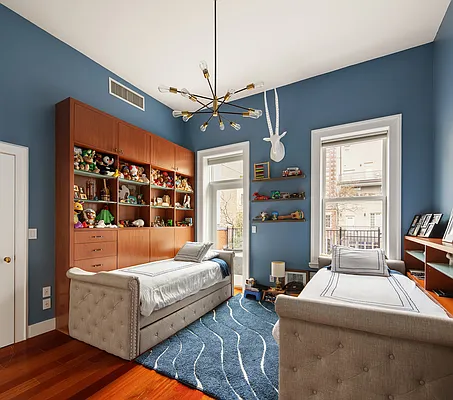 Rented by Douglas Elliman | media 13