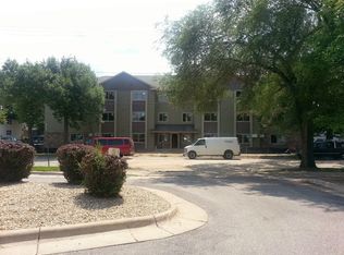 1228 Pine St APT 3, La Crosse, WI 54601