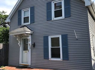 18 Winchester Pl, Winchester, MA 01890