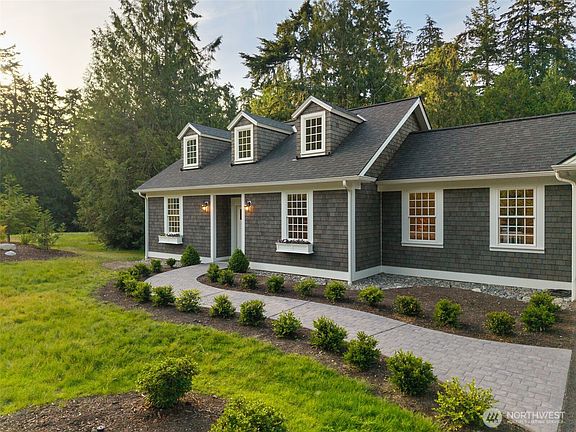 4th image of 7077 NE Ridge Lane #B