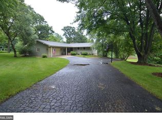 13607 Pleasant Ln, Burnsville, MN 55337