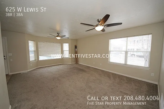 625 W Lewis St — Photo 3