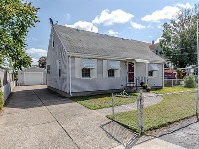 15 Gardner St, Pawtucket, RI, 02861