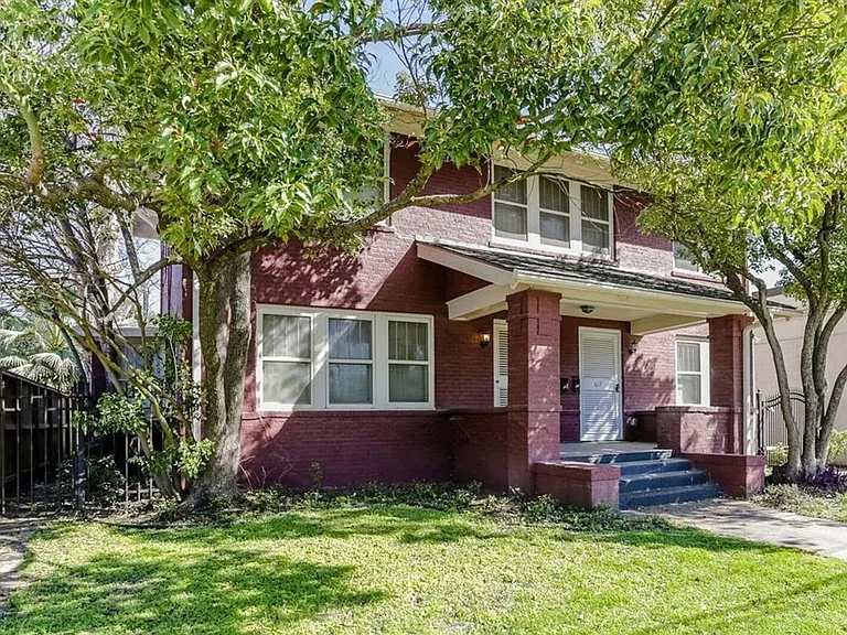 612 W Alabama St — Photo 29
