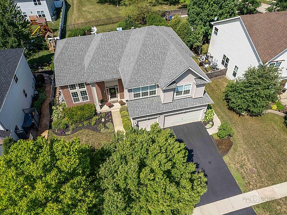 4th image of 1220 Beverly Dr