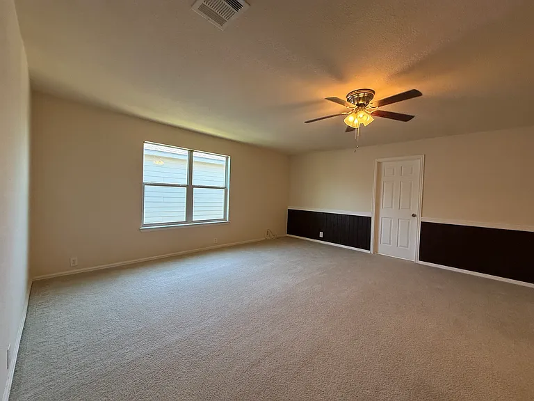 loft/gameroom