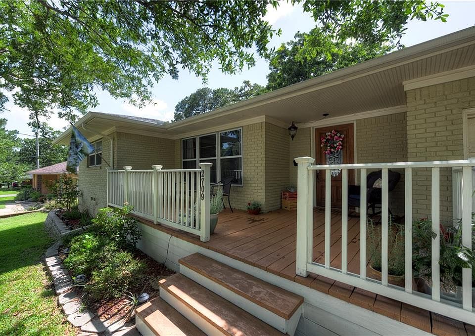 1st image of 2709 Robinwood Ln