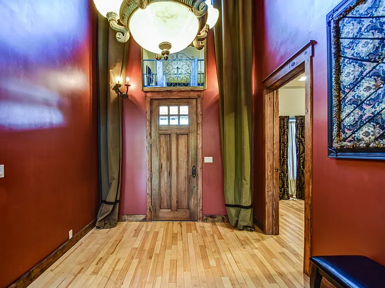 1341 E Ivyglen St — Photo 30