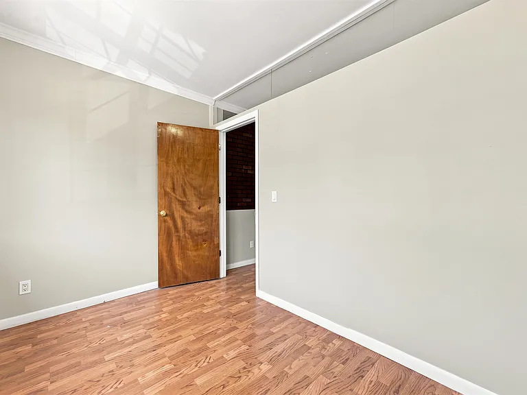 129 W 28th St #1 — Photo 11