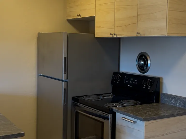 2612 Webster St #7 — Photo 2
