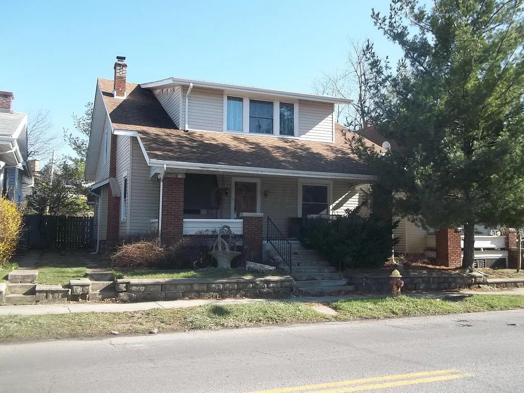 537 Columbus Ave photo 1