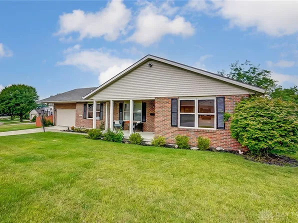 4461 Arbor Ln, Springfield, OH 45503