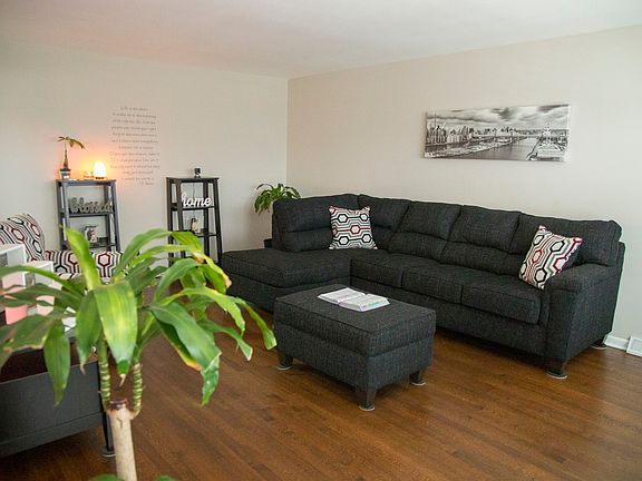 2nd image of 513 Exchange Ave