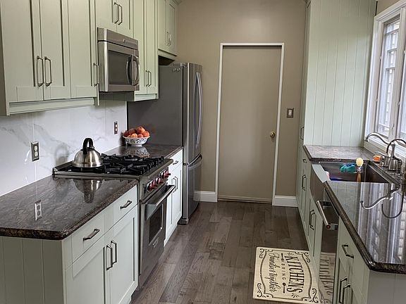2nd image of 215 2nd St