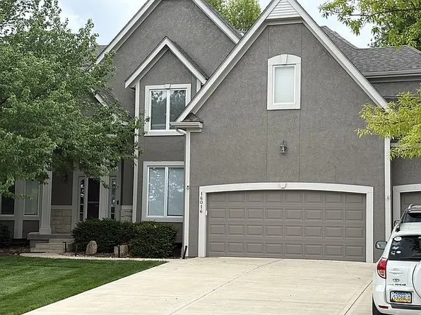 16016 Rosewood St, Overland Park, KS 66085