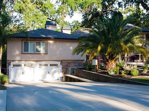 Attached 4 car tandem garage