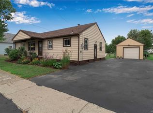96 17th Ave, North Tonawanda, NY 14120