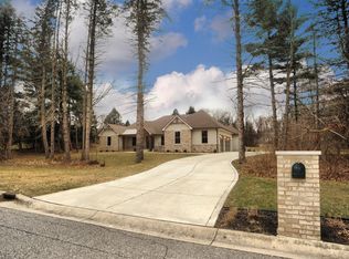 363 Ridgeview Dr, Chesterton, IN 46304