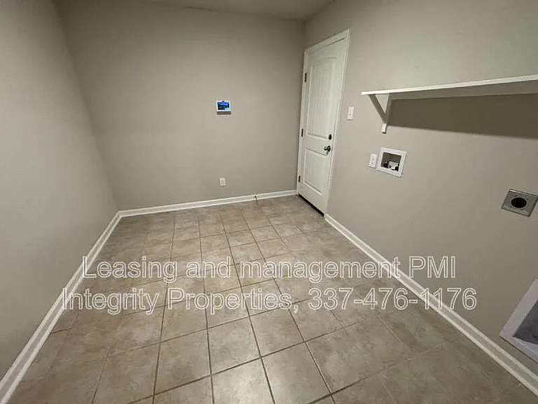 3202 Haven Lake Dr — Photo 17