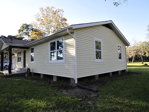 3rd image of 1800 County Road 347