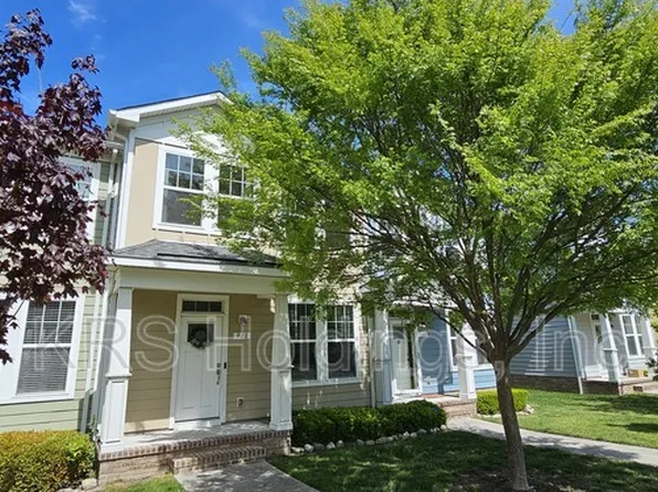 818 Celia Ct, Hampton, VA 23666